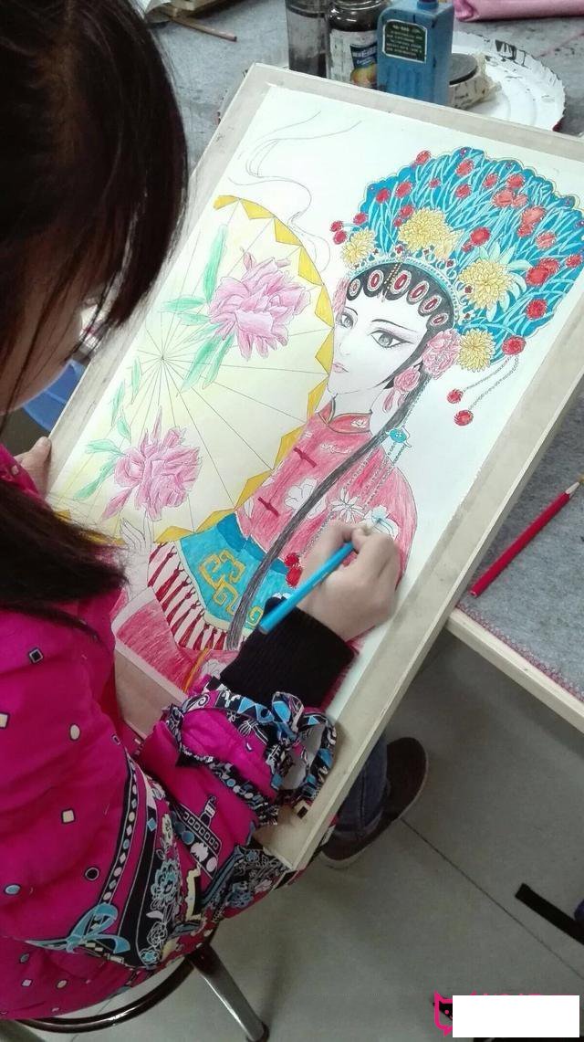 超美儿童画作品，小花旦