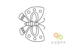 漂亮的绿色蝴蝶简笔画