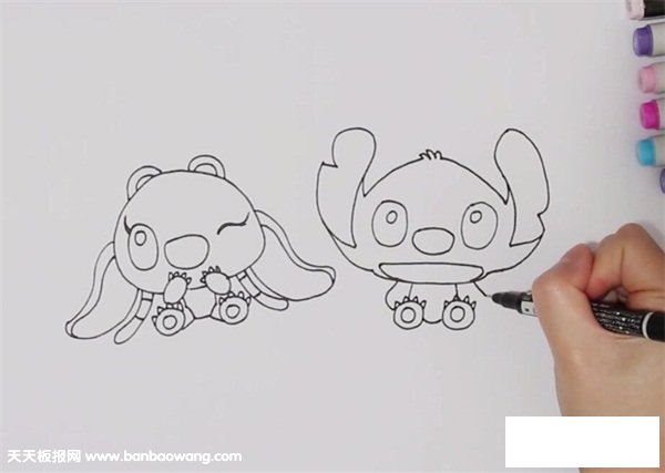 史迪奇和安琪简笔画