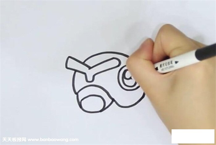 绿毛虫简笔画