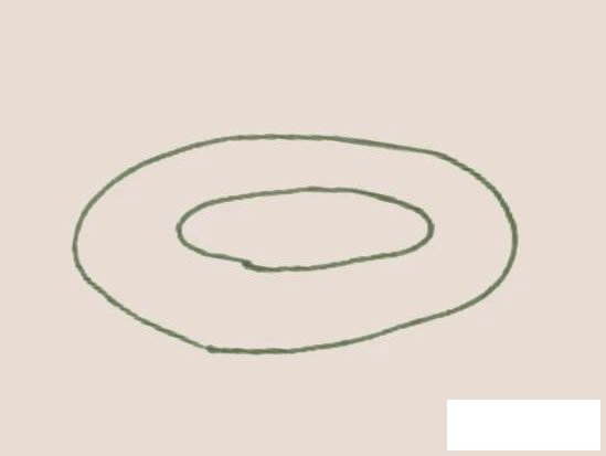 游泳圈简笔画