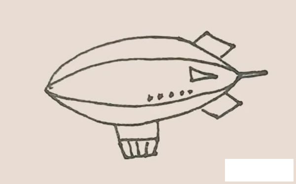飞艇简笔画