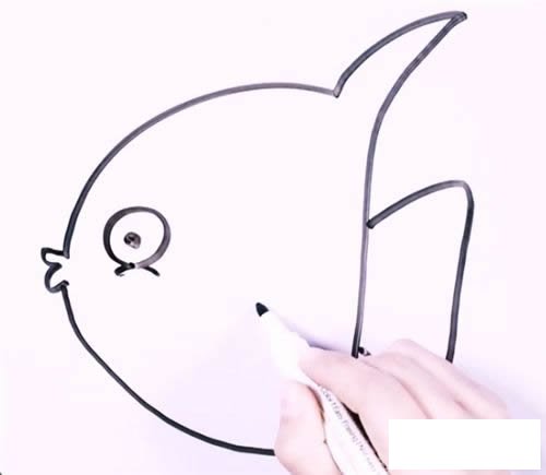 简笔画热带鱼的画法 热带鱼简笔画步骤图片
