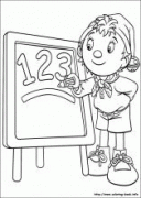 女孩在黑板上写数字简笔画